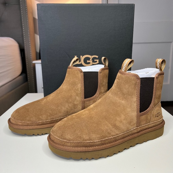 UGG Men's Neumel Chelsea Boots - Chestnut - Picture 1 of 12